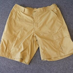 REI Co-op  Sahara Cargo Shorts Tan Khaki Nylon Stretch Size 36 Hiking Outdoor